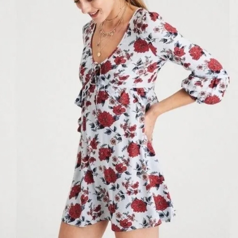 NWT Light Blue and Red American Eagle Floral Open Back Mini Dress Size S